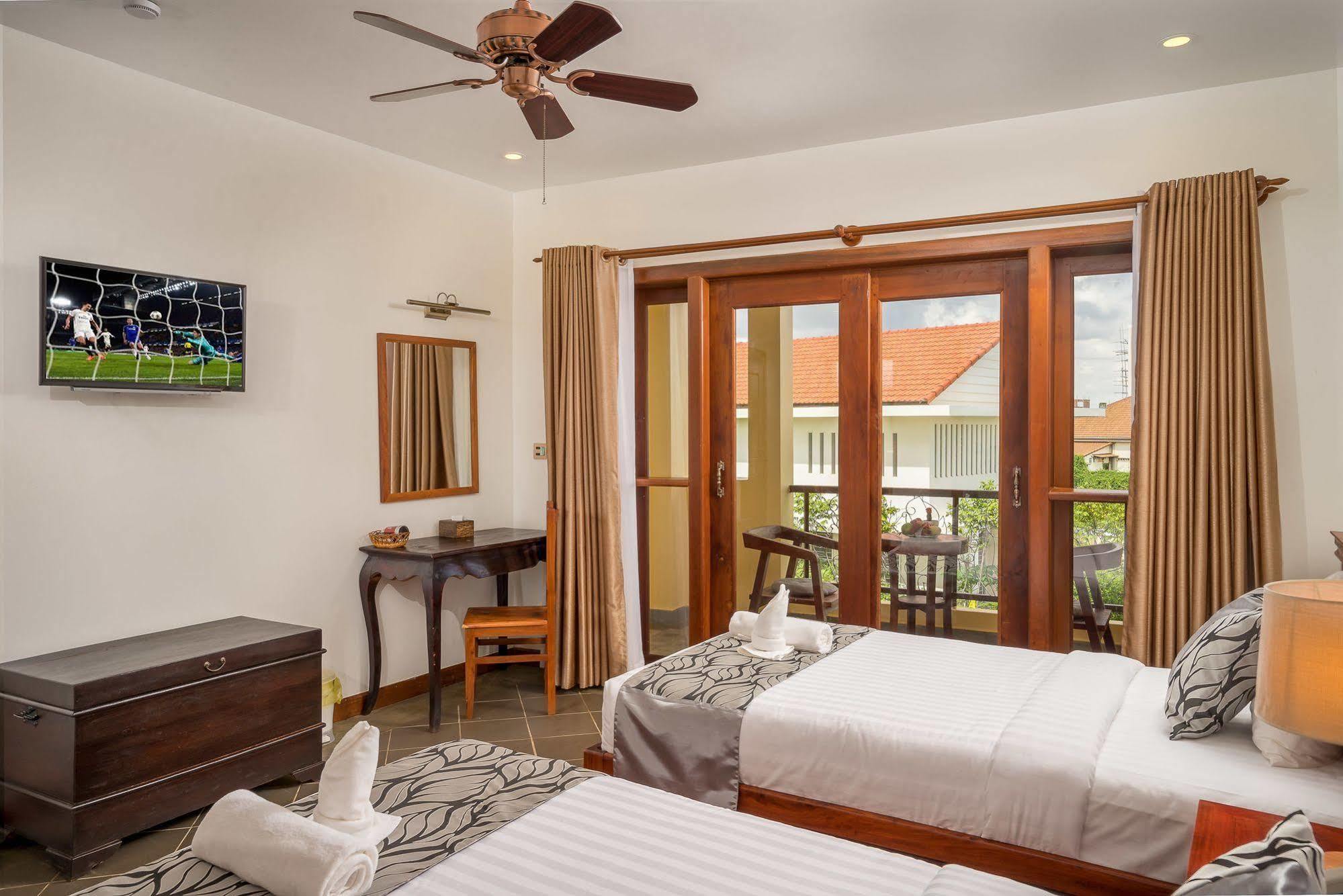 Savada Angkor Boutique Hotel Siem Reap Exteriör bild